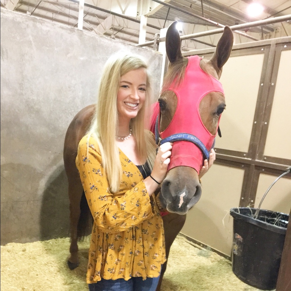 Meet your Posher, Maggie